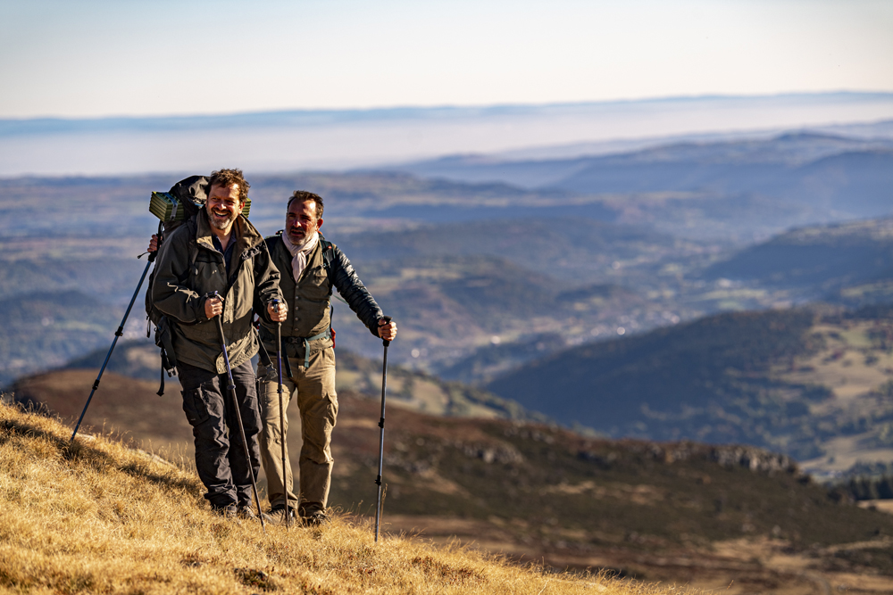 Sur-les-Chemins-Noirs accompagnateur montagne guide cantal